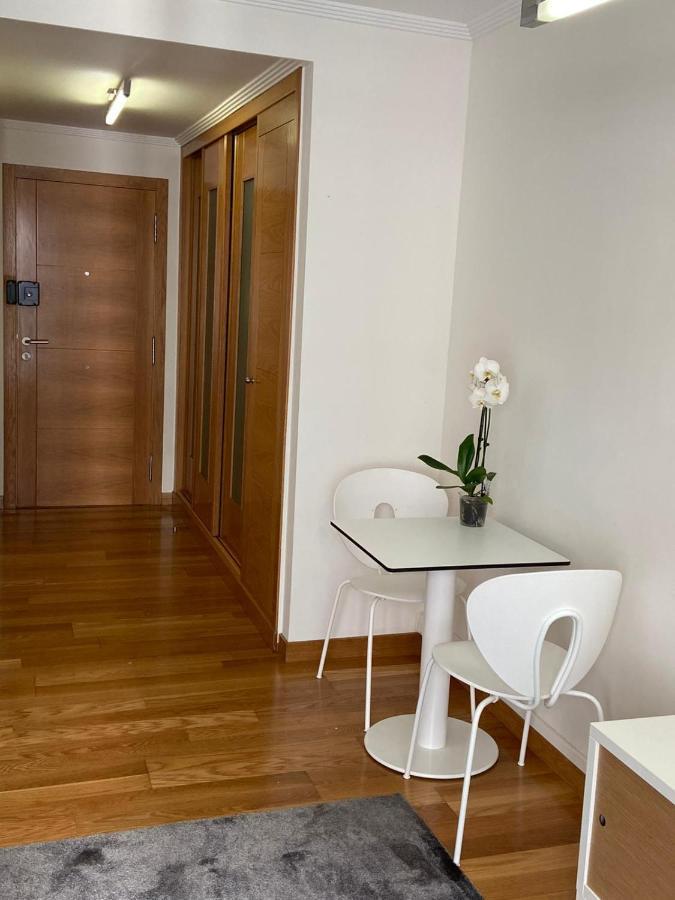 ויגו Estudio Parking Centro Puerta Del Sol מראה חיצוני תמונה