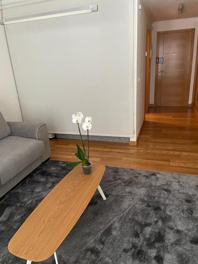 ויגו Estudio Parking Centro Puerta Del Sol מראה חיצוני תמונה