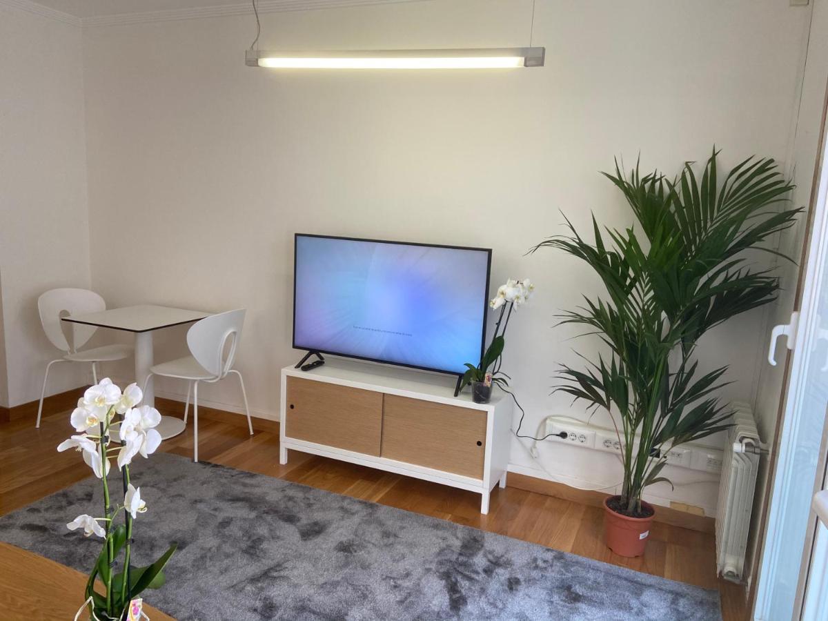 ויגו Estudio Parking Centro Puerta Del Sol מראה חיצוני תמונה