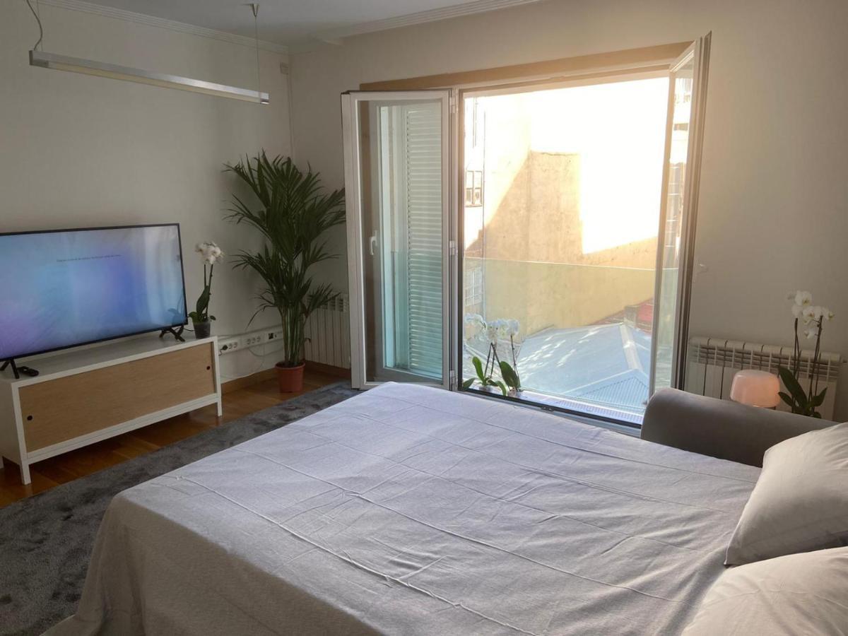 ויגו Estudio Parking Centro Puerta Del Sol מראה חיצוני תמונה